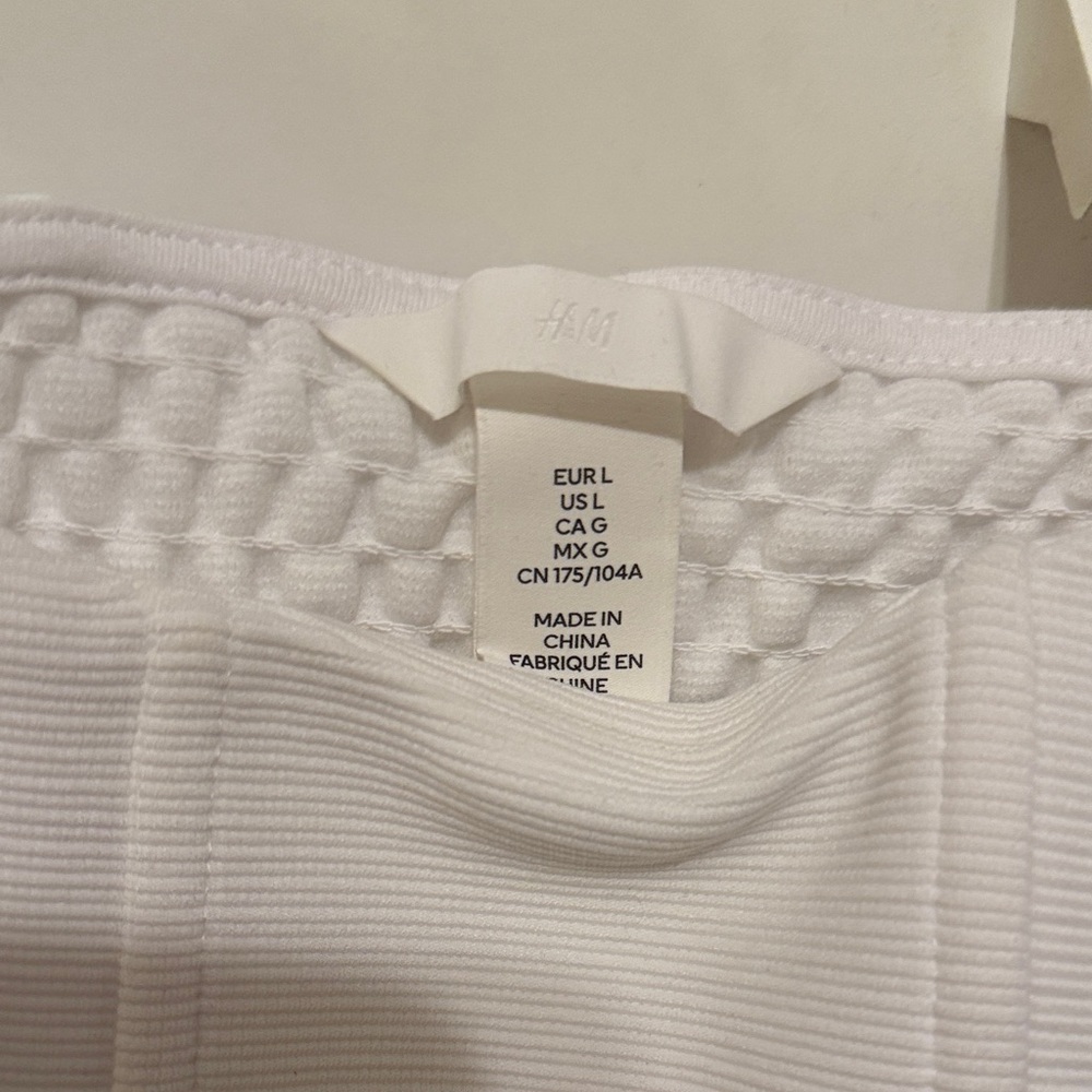 H&M White Ribbed Structured Camisole - Picture 2 of 3